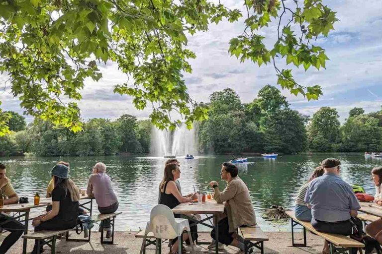 Top 7 Reasons to Visit Pavilion Cafe, Victoria Park Pavilion Cafe